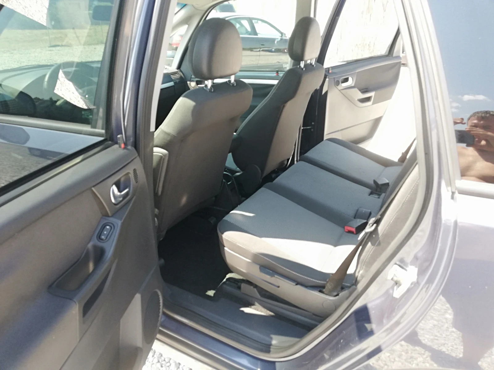 Opel Meriva 1.6I KLIMA ITALIA, снимка 10 - Автомобили и джипове - 55748824