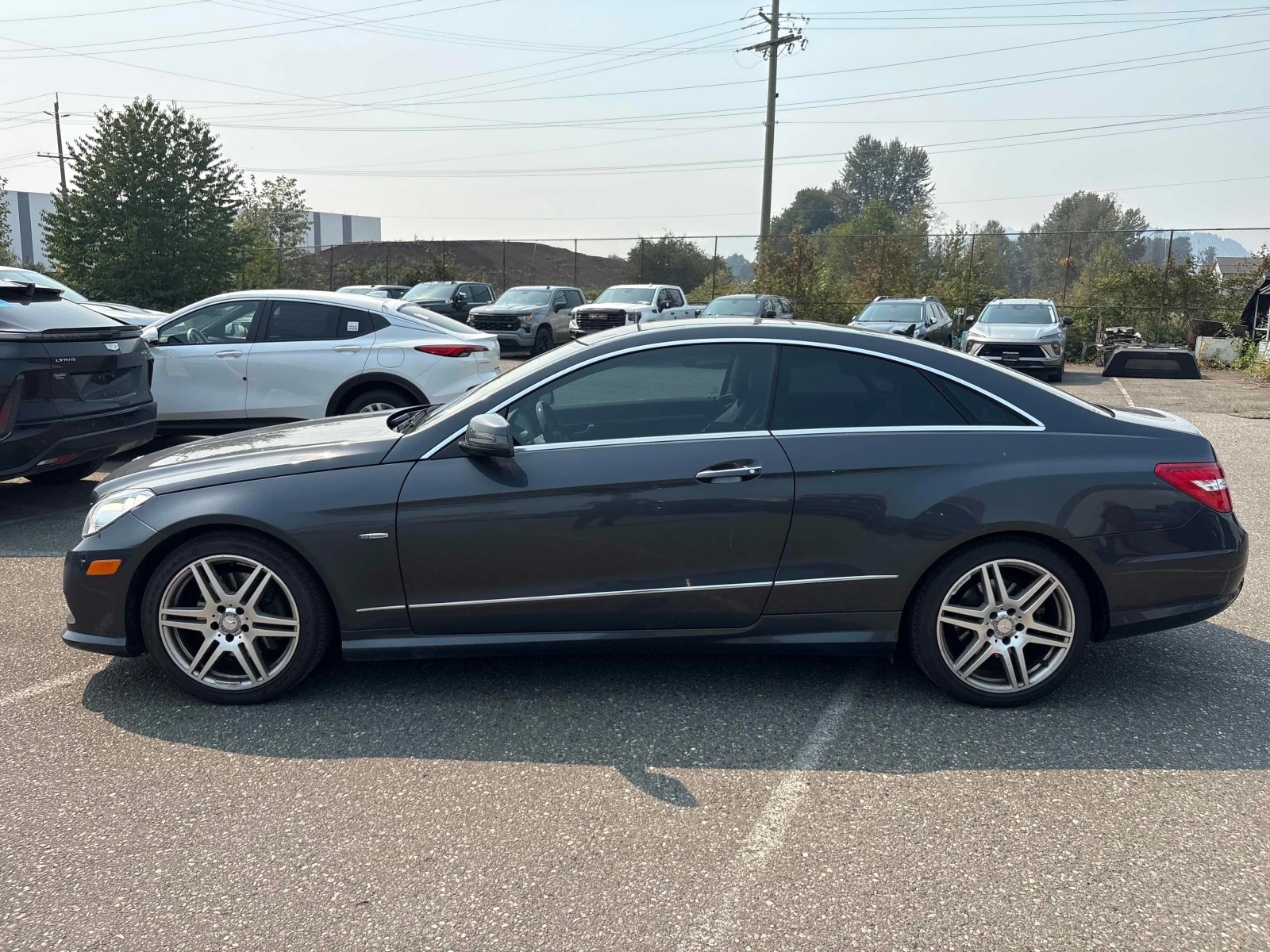 Mercedes-Benz E 350 * CARFAX * БЕЗ ПЪРВОНАЧАЛНА ВНОСКА, снимка 2 - Автомобили и джипове - 55831231
