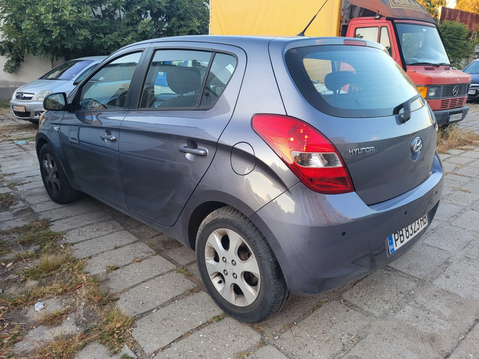 Hyundai I20