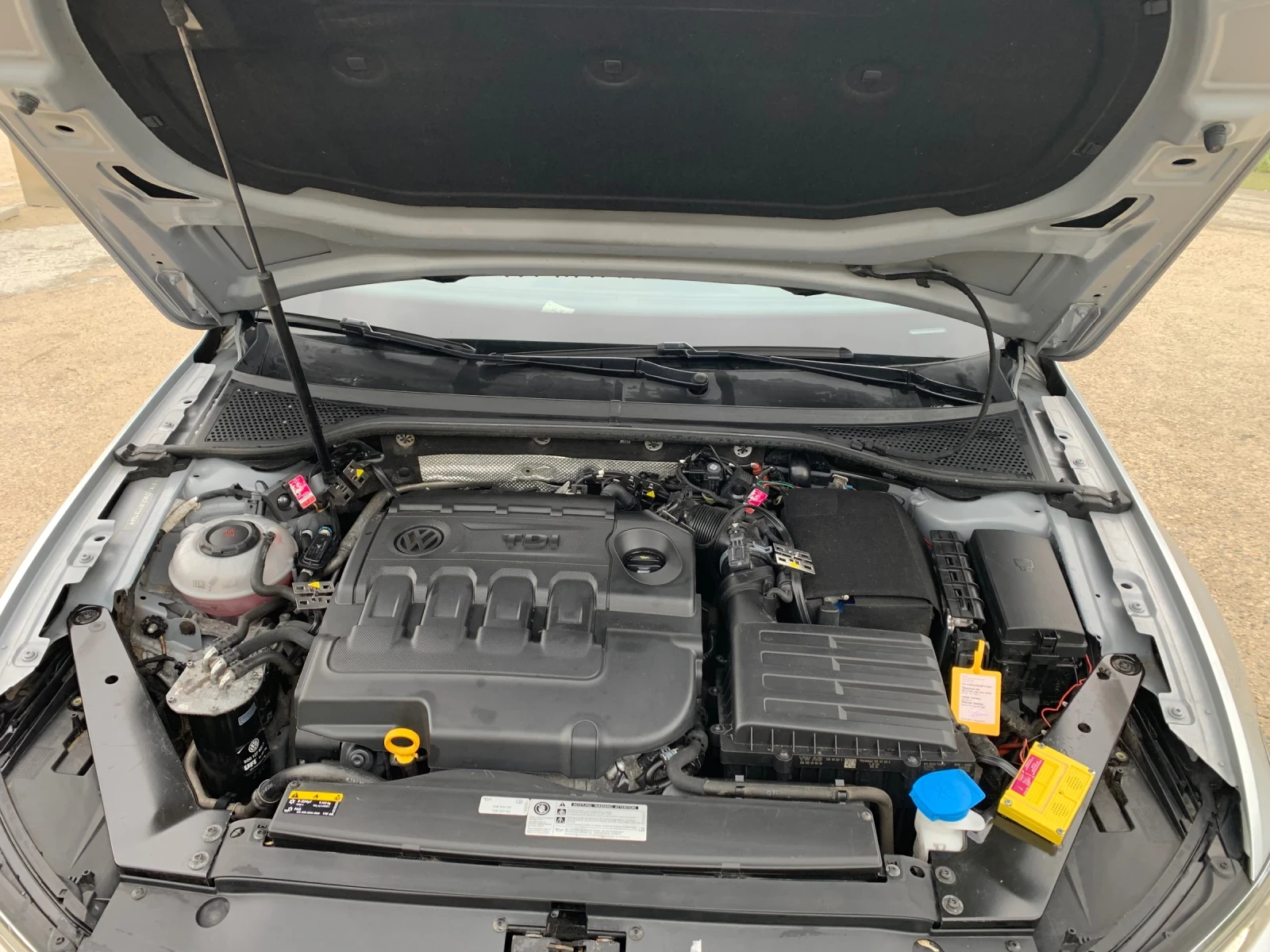 VW Passat R Line, снимка 6 - Автомобили и джипове - 56149803