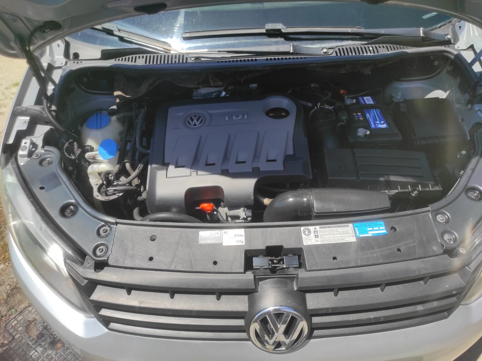 VW Caddy 2.0 TDI, снимка 6 - Автомобили и джипове - 56261354