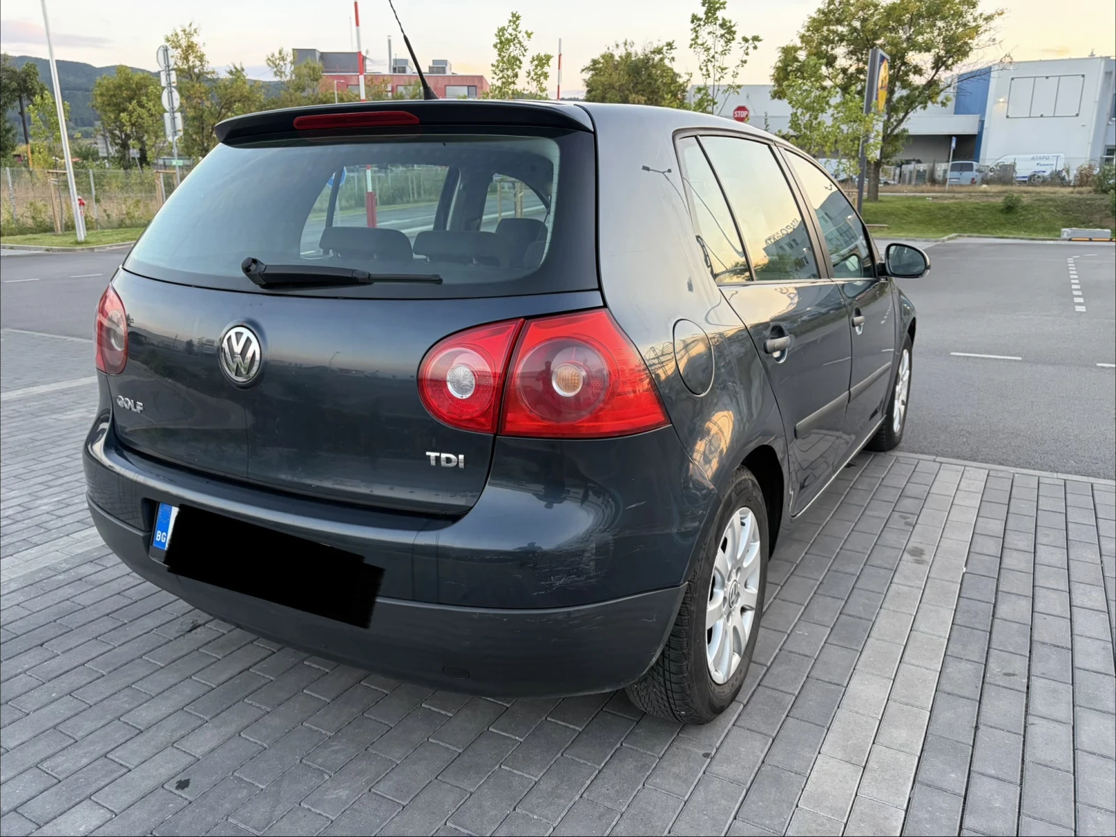 VW Golf, снимка 6 - Автомобили и джипове - 56362367