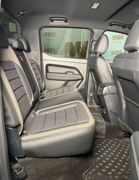 VW Amarok 3.0V6 TDi* 4Motion* HarmanKardon* Aventura* Camera - 42998 € / 84096.78 лв. - 47772349 11