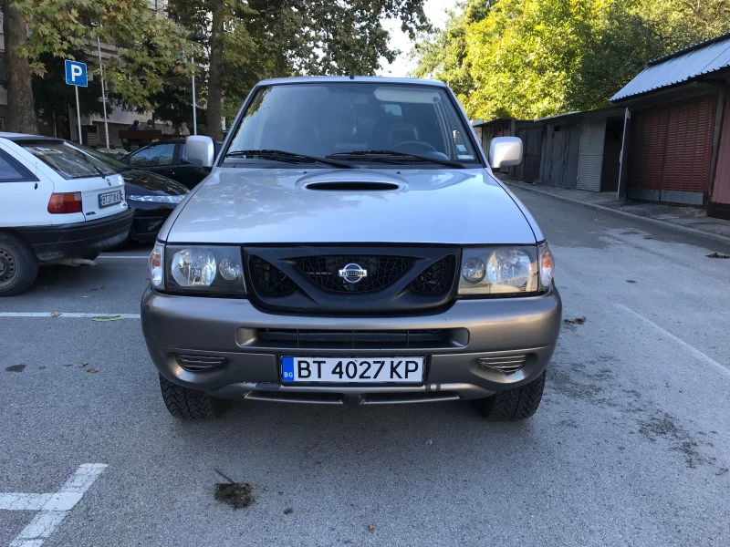 Nissan Terrano, снимка 1 - Автомобили и джипове - 47444266