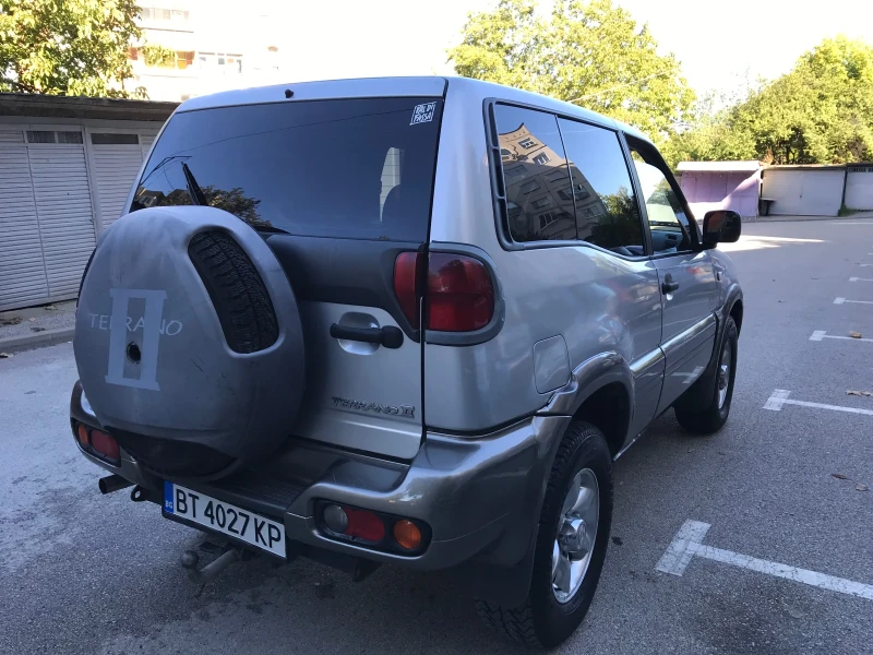 Nissan Terrano, снимка 7 - Автомобили и джипове - 47444266