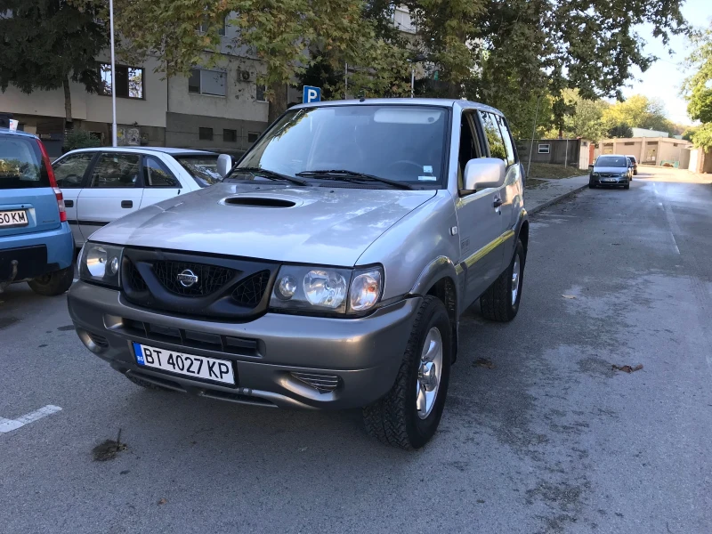 Nissan Terrano, снимка 2 - Автомобили и джипове - 47444266