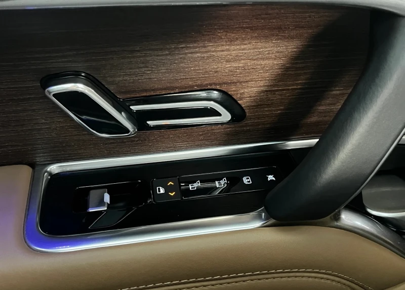 Land Rover Range rover Vogue , снимка 7 - Автомобили и джипове - 52562156