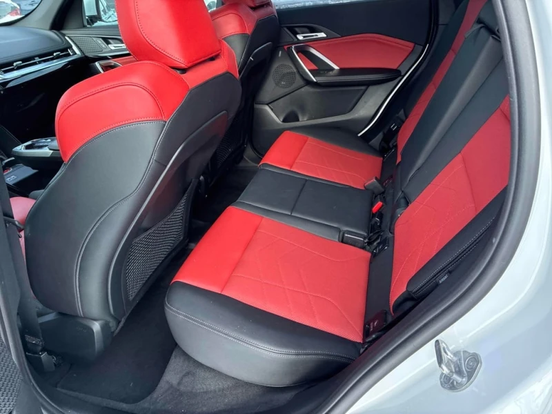 BMW X1 2023 XDRIVE28I * ГЛАВНО ПРЕДСТАВИТЕЛСТВО НА BMW * , снимка 12 - Автомобили и джипове - 53287959