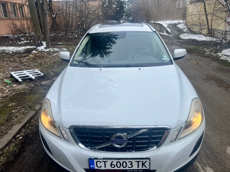 Volvo XC60 3.0 Т, снимка 8 - Автомобили и джипове - 53352108
