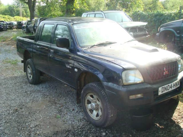 Mitsubishi L200 2.5TDi, снимка 2 - Автомобили и джипове - 46834371