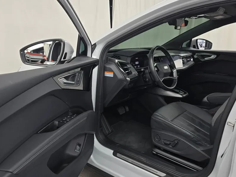 Audi Q4 40 Premium - ���� 30% ����� | Mobile.bg � ����������� 10
