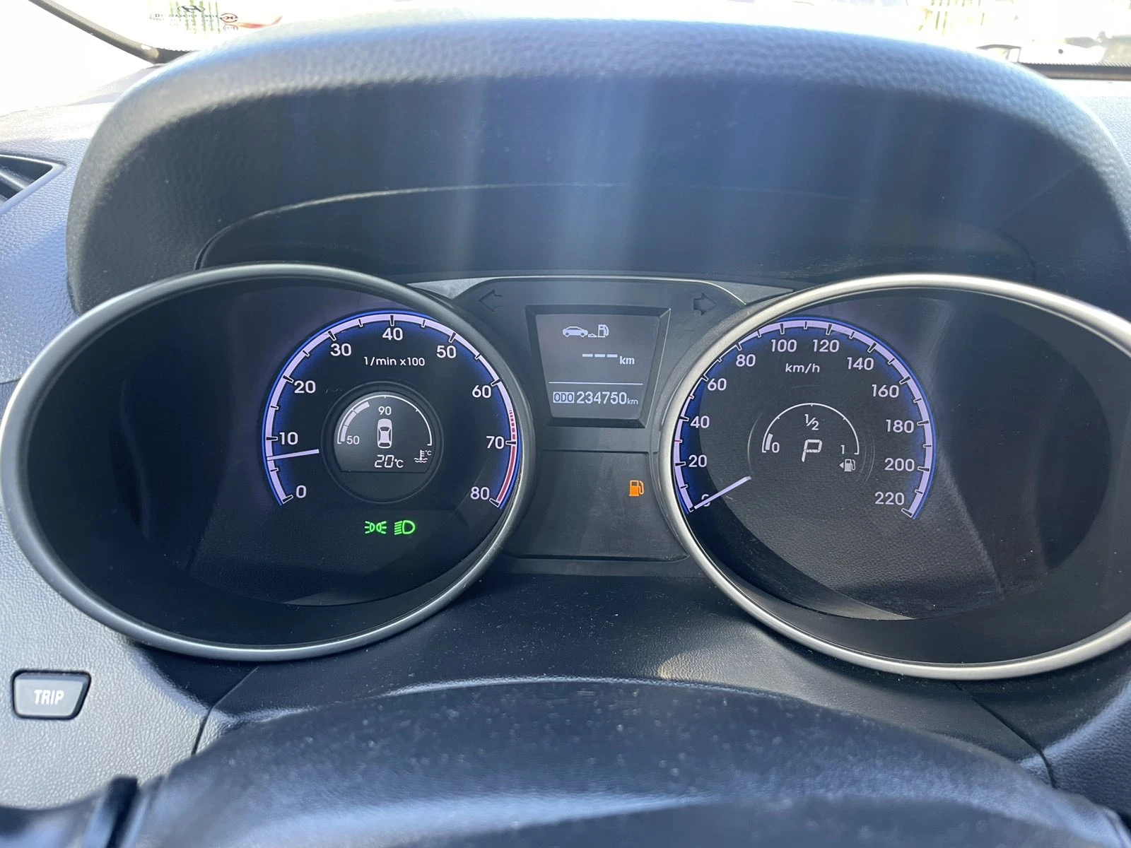 Hyundai IX35 2.0 i - изображение 10