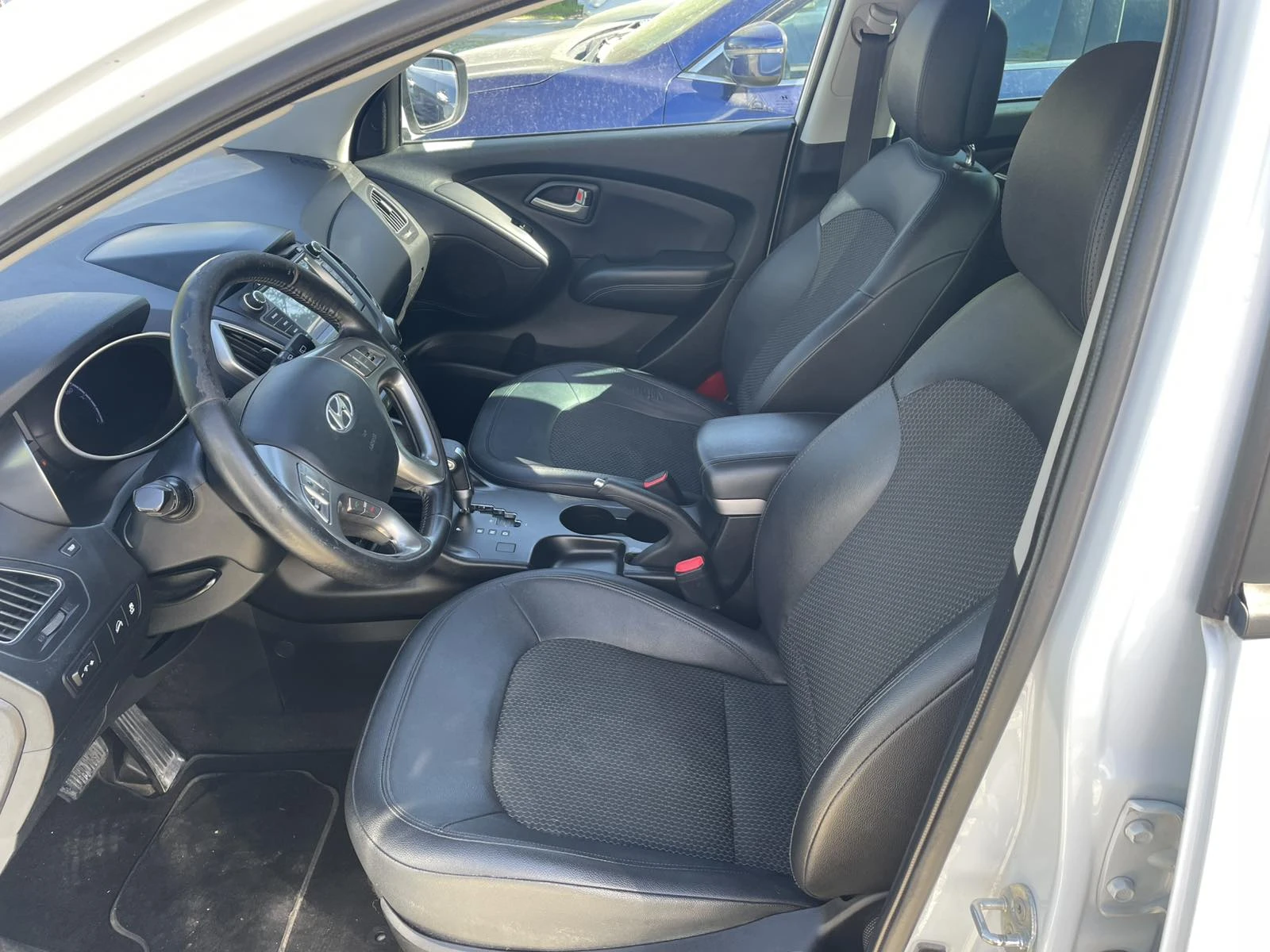 Hyundai IX35 2.0 i - изображение 6