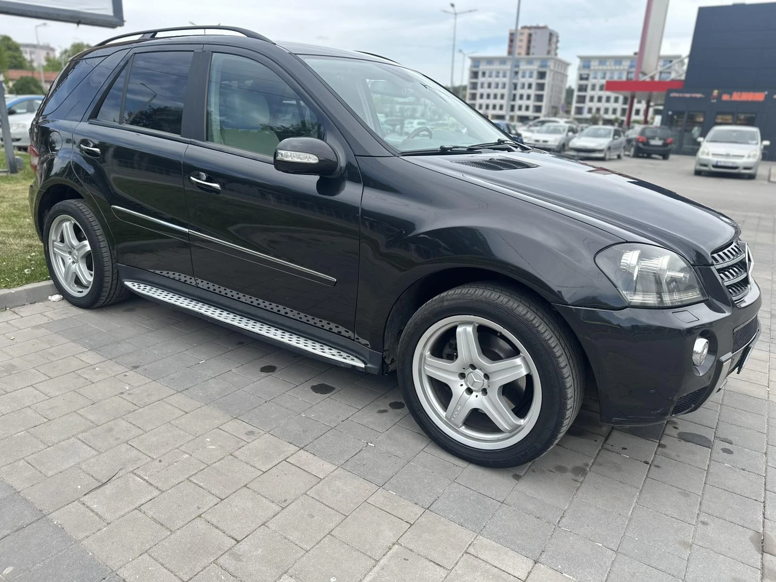 Mercedes-Benz ML 500  - изображение 9