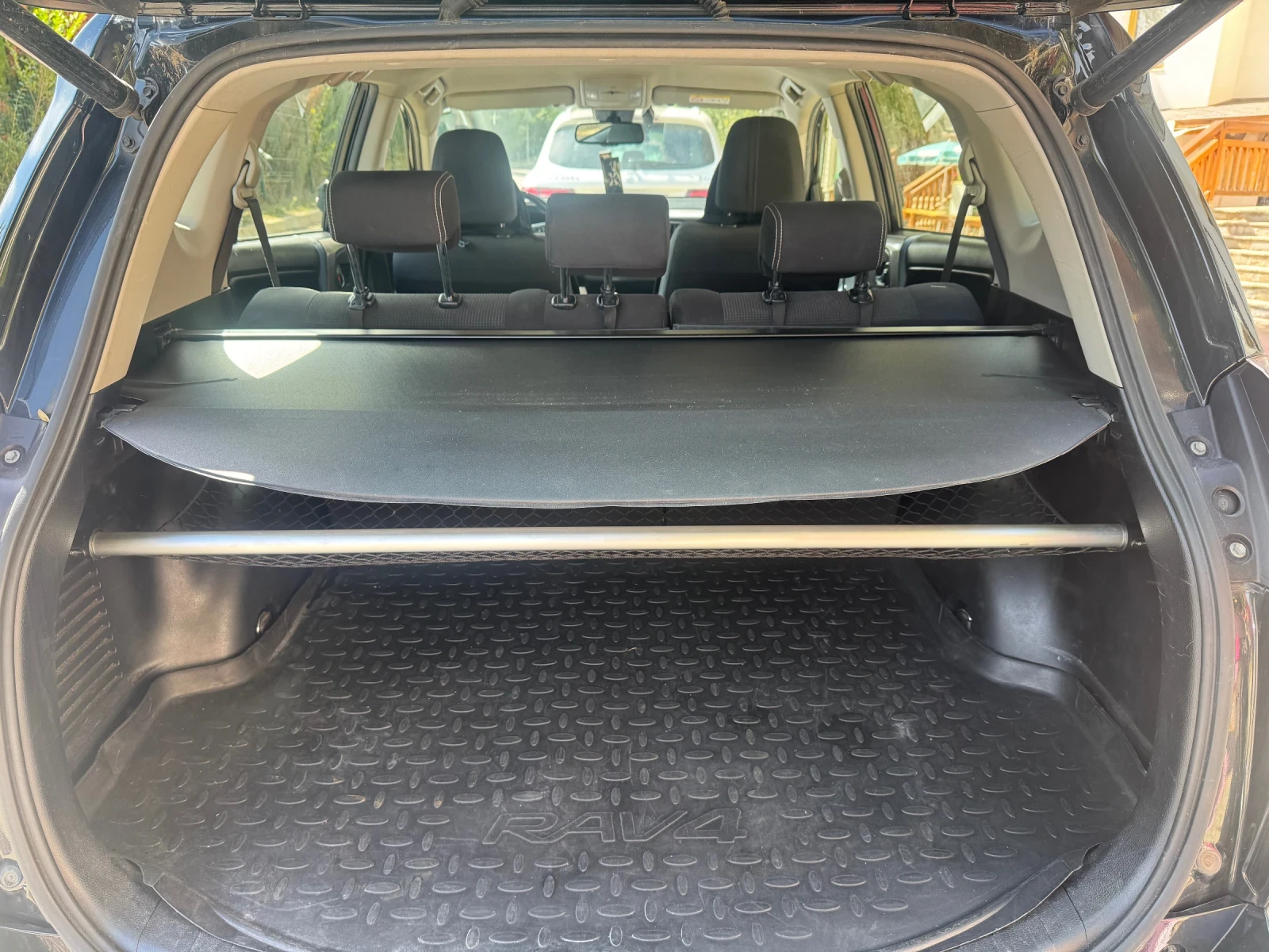 Toyota Rav4 2.0 - изображение 9