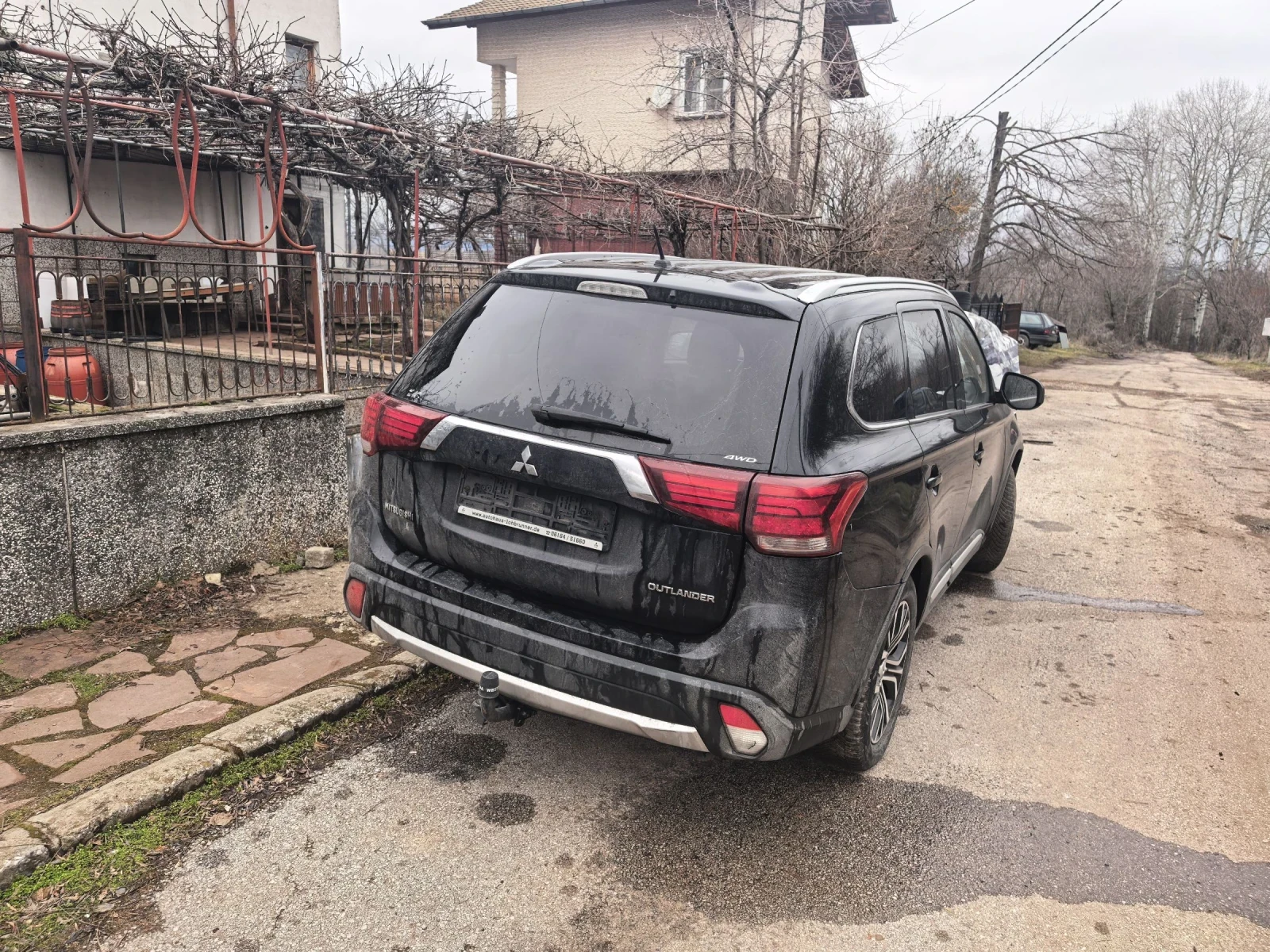 Mitsubishi Outlander 2.2 diesel - изображение 7