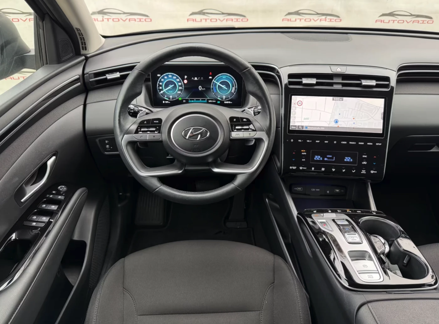 Hyundai Tucson 1.6 T-GDI, снимка 12 - Автомобили и джипове - 53769858