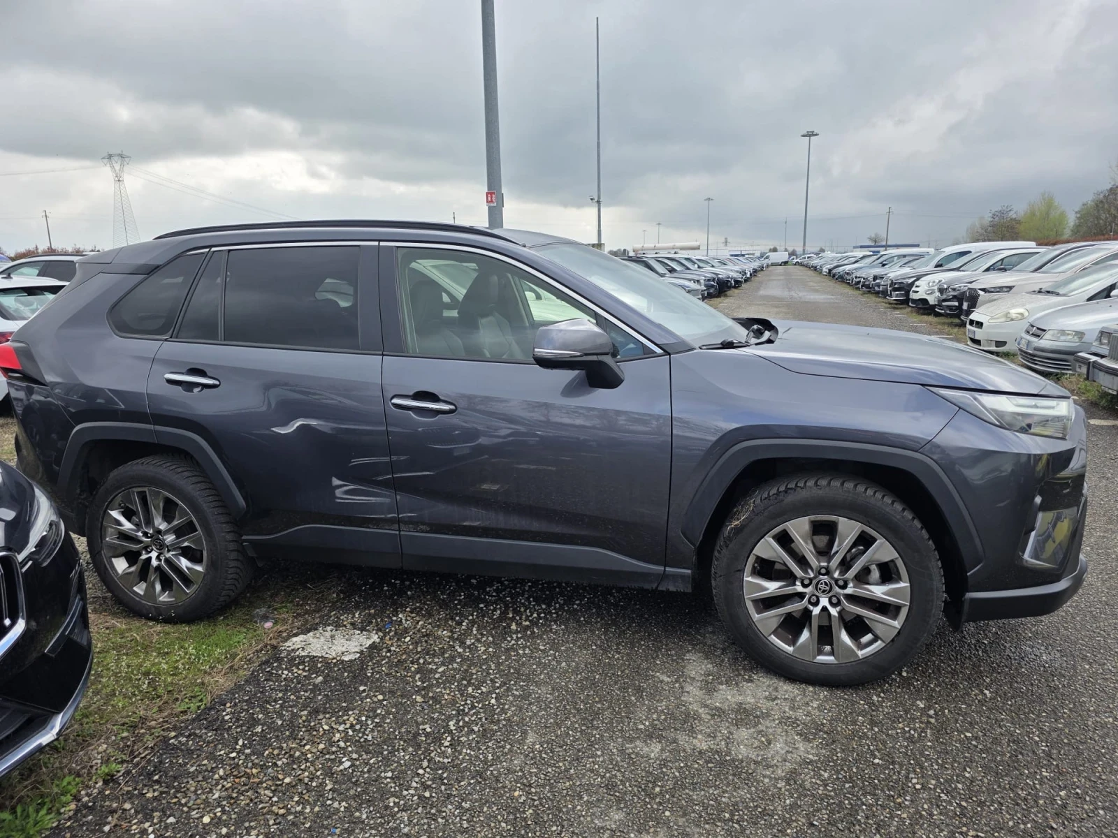 Toyota Rav4 !!!ОЧАКВАН ВНОС!!! 2.5 HYBRID 222hp. LOUNGE AWD, снимка 4 - Автомобили и джипове - 53822888