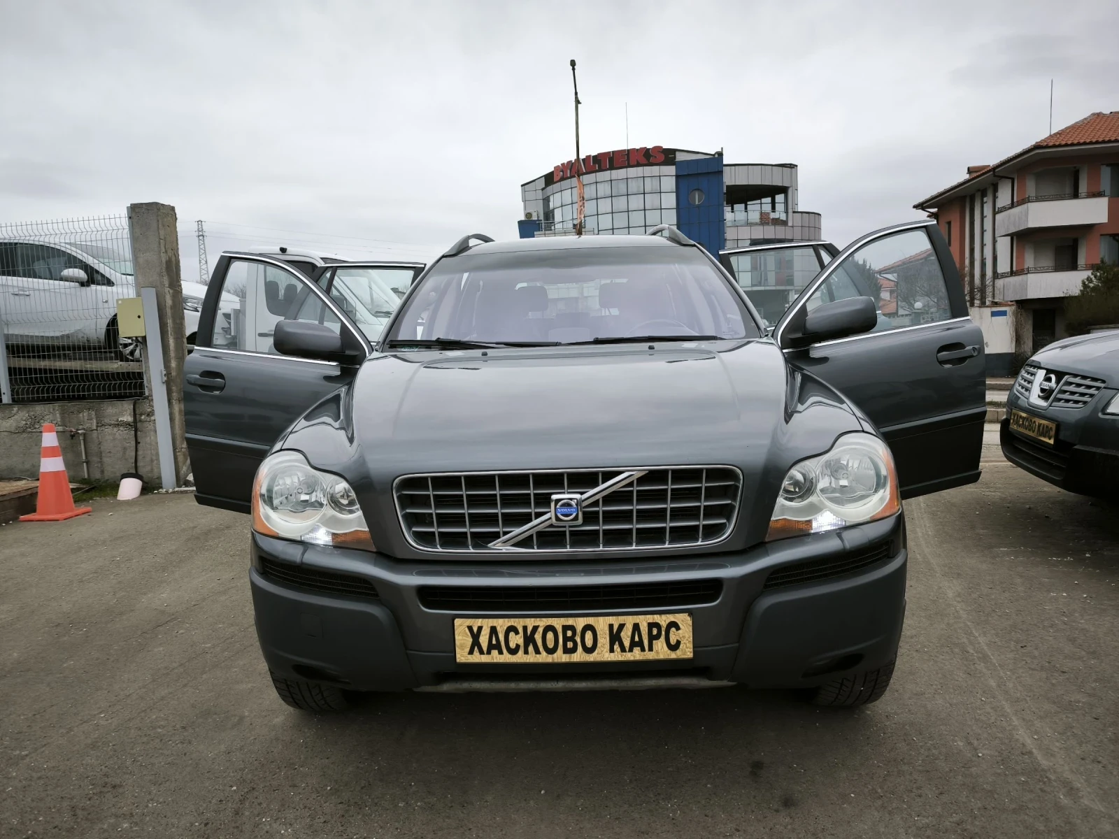 Volvo Xc90 2.4D5 4x4, снимка 2 - Автомобили и джипове - 53939558