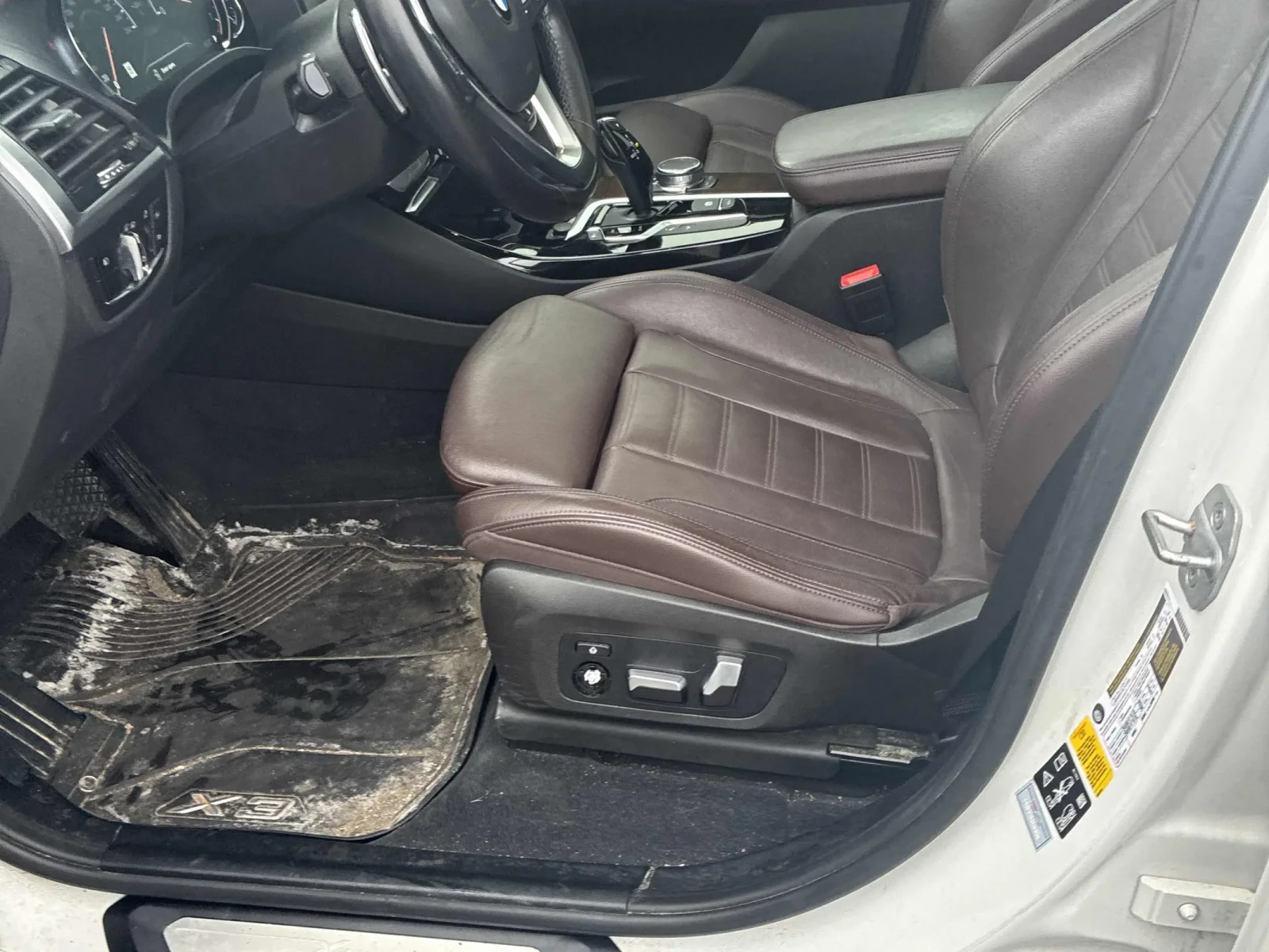 BMW X3 XDRIVE* 30i* ДИГИТАЛНО* ТАБЛО* ПОДГРЕВ* ОБДУХВАНЕ*, снимка 8 - Автомобили и джипове - 54091159