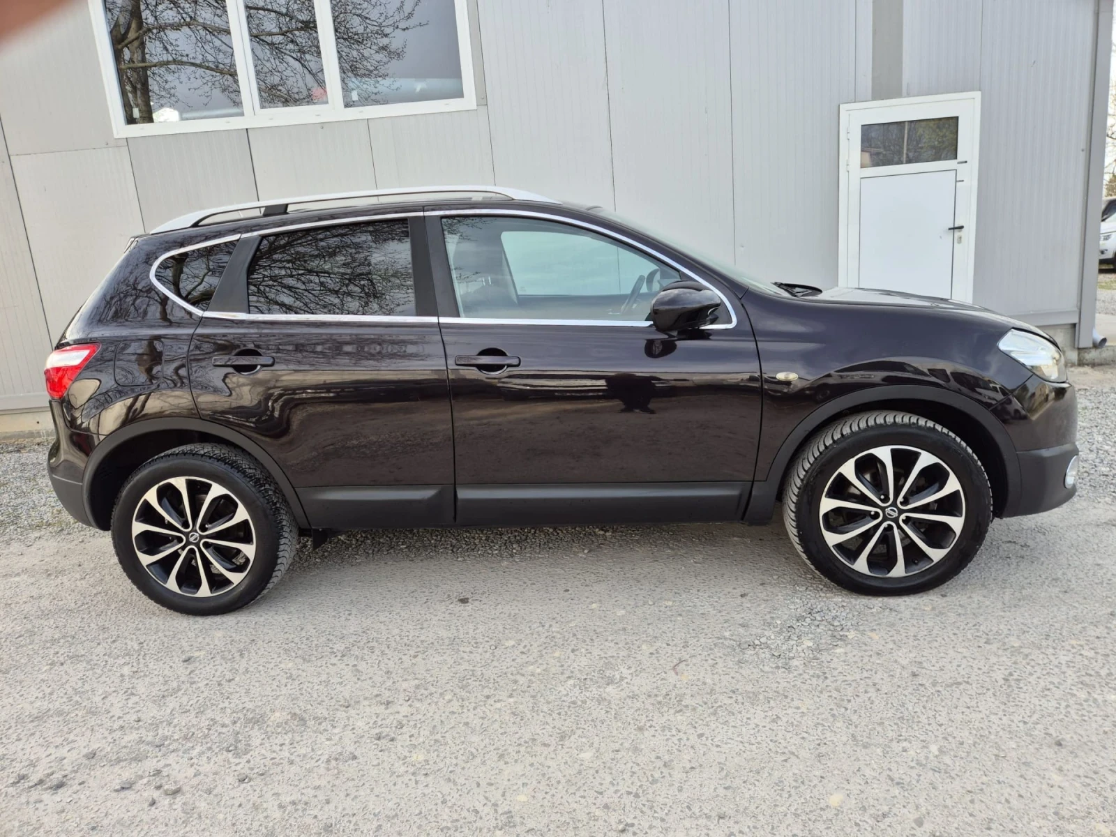 Nissan Qashqai 2.0dci-4x4-Acenta, снимка 5 - Автомобили и джипове - 54194490