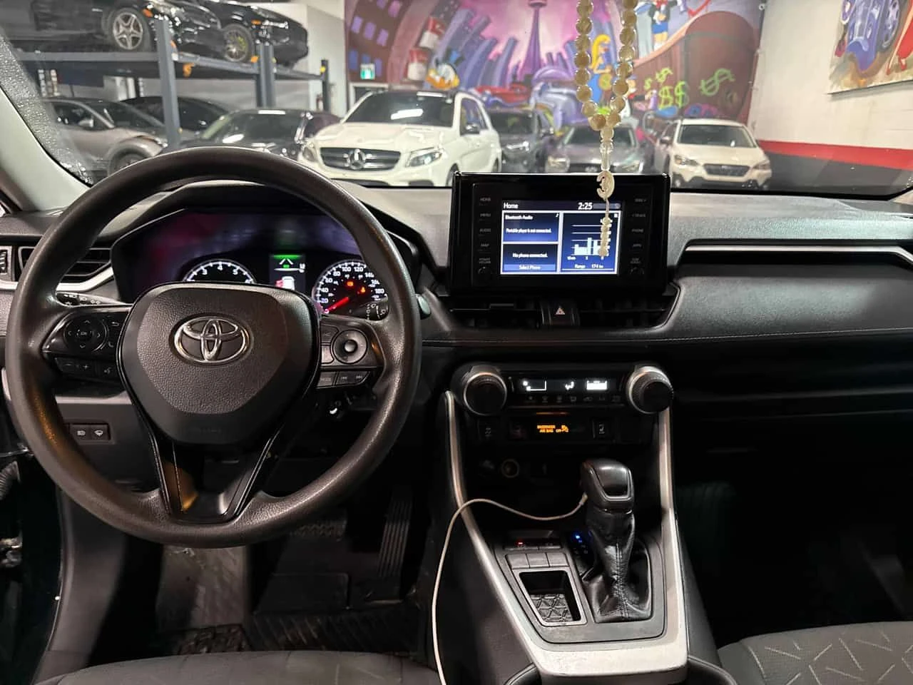 Toyota Rav4 * LE * 2 КЛЮЧА* ПОДГРЕВ* , снимка 9 - Автомобили и джипове - 54250977