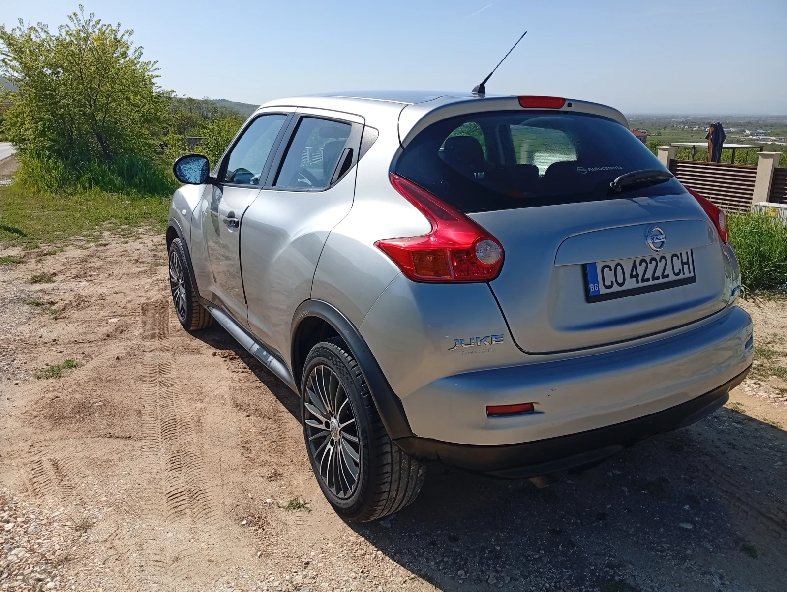 Nissan Juke, снимка 7 - Автомобили и джипове - 54333225