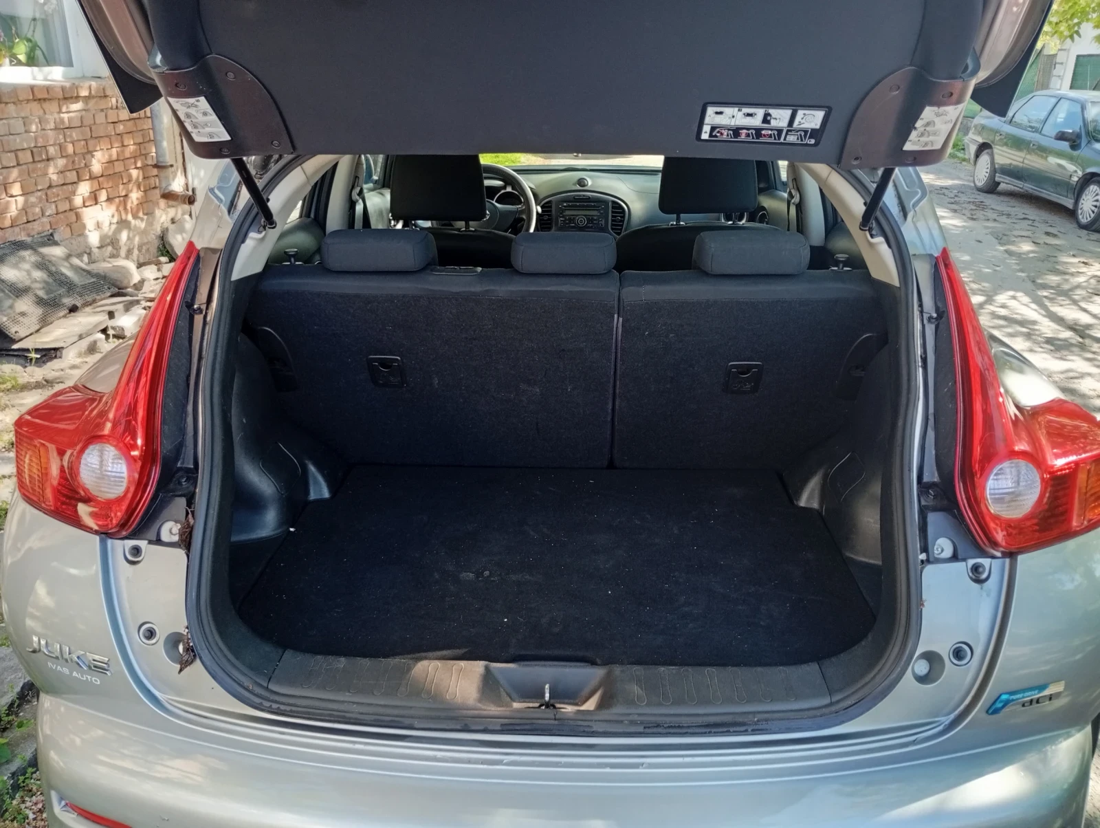 Nissan Juke, снимка 9 - Автомобили и джипове - 54333225