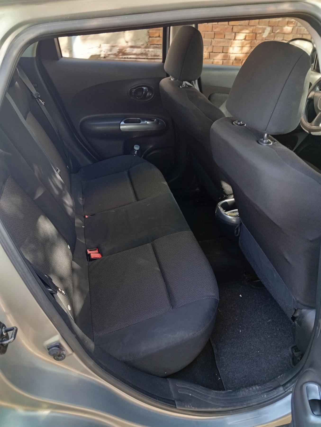 Nissan Juke, снимка 12 - Автомобили и джипове - 54333225