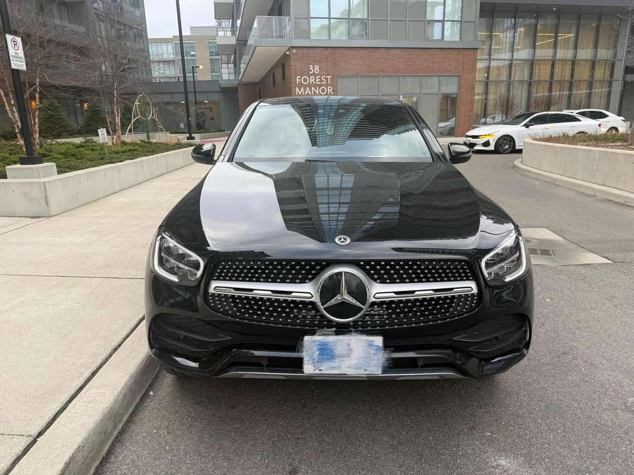 Mercedes-Benz GLC 300 COUPE /ПАНОРАМА/ДВА КЛЮЧА, снимка 2 - Автомобили и джипове - 54393586