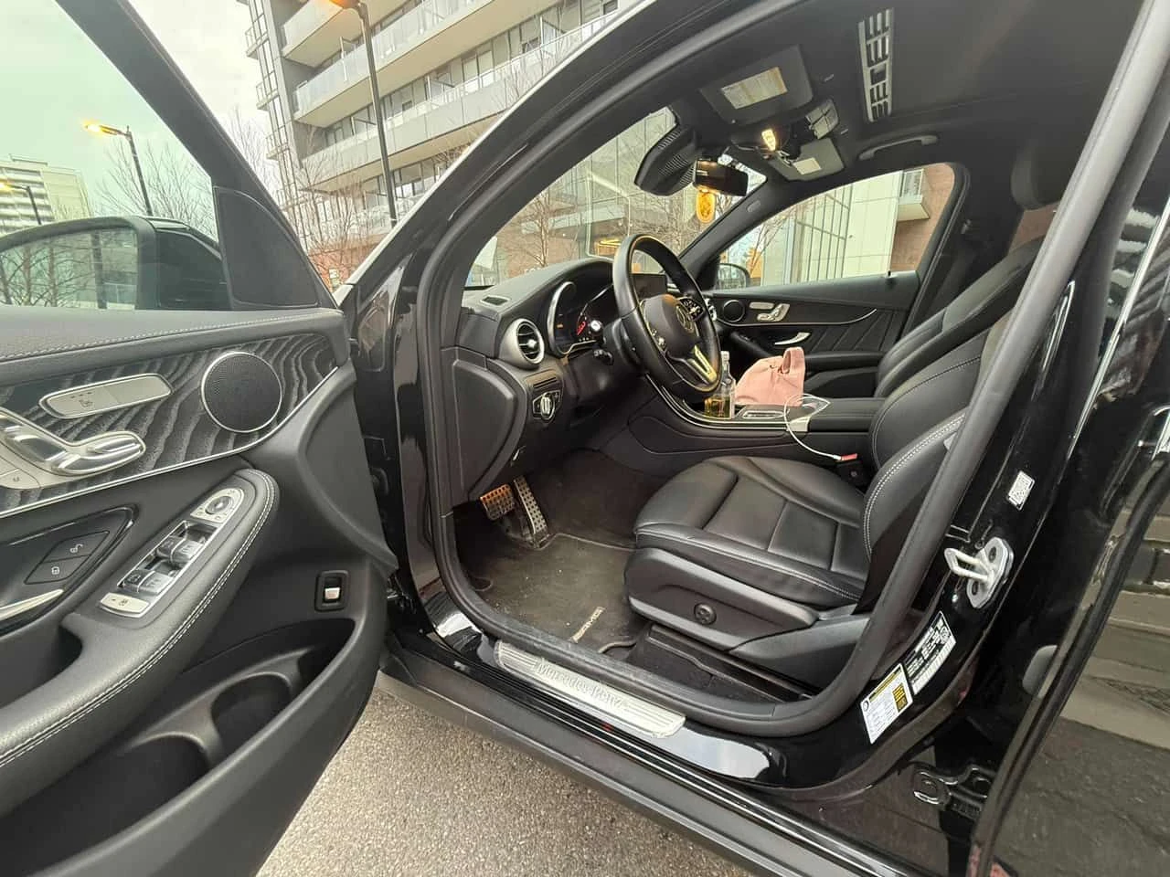 Mercedes-Benz GLC 300 COUPE /ПАНОРАМА/ДВА КЛЮЧА, снимка 7 - Автомобили и джипове - 54393586