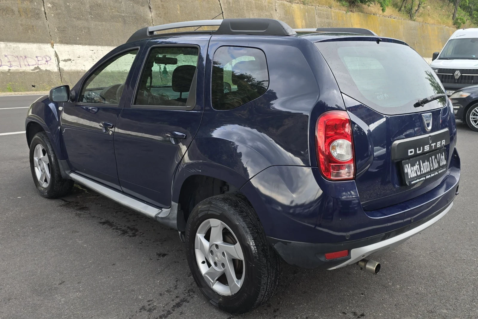 Dacia Duster 1.6 i LPG, снимка 6 - Автомобили и джипове - 55102496