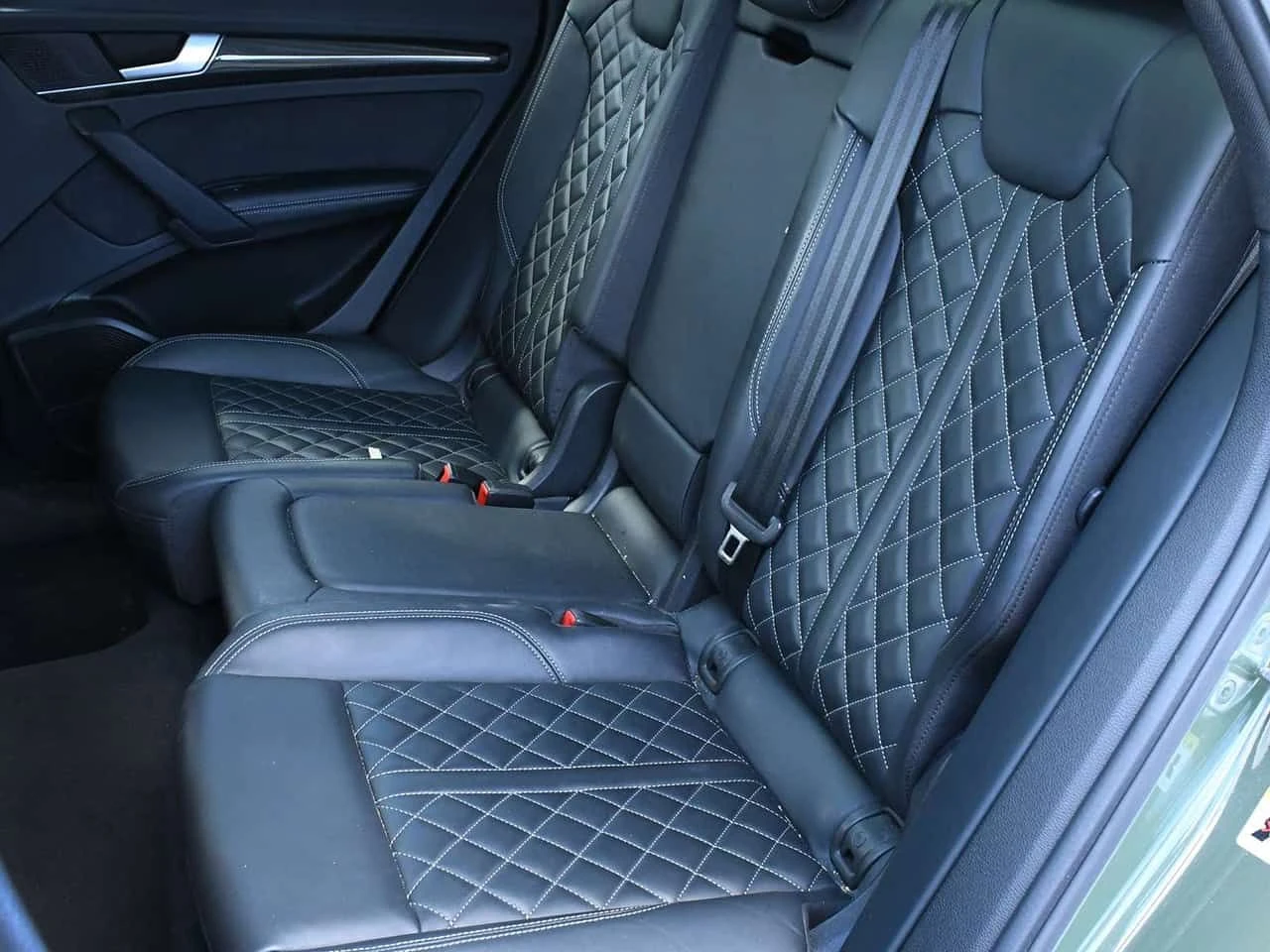 Audi SQ5 TECHNIK | BLACK COMP PKG | RED BRAKES | LOWKM , снимка 9 - Автомобили и джипове - 55408042