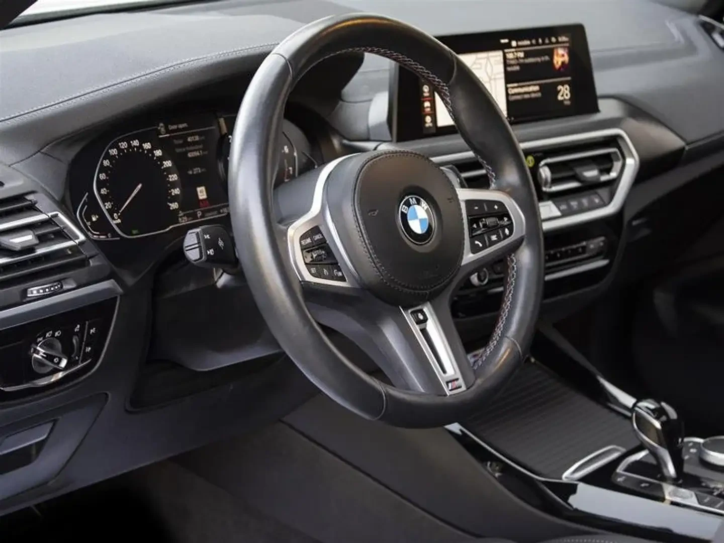 BMW X3 M40i* Distronic* 1 собственик* Без инциденти, снимка 5 - Автомобили и джипове - 55650666