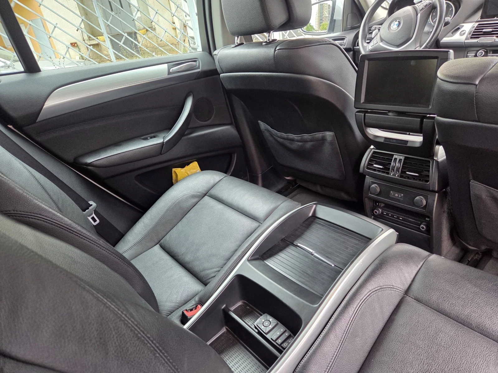 BMW X6, снимка 8 - Автомобили и джипове - 56188618