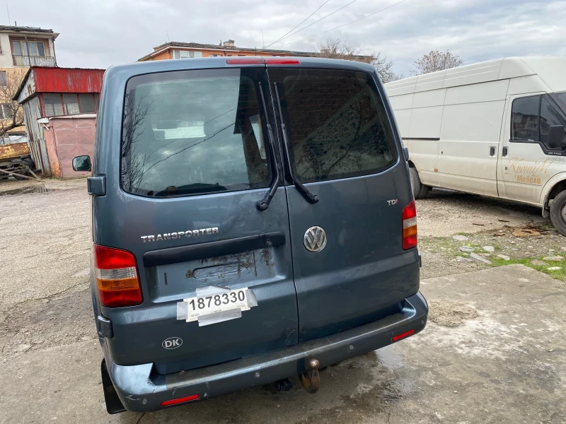VW Transporter 2.5 TDI, снимка 4 - Бусове и автобуси - 52679321