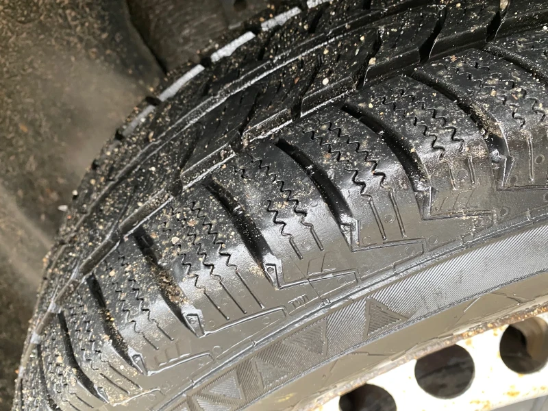 VW Transporter 2.5 TDI, снимка 5 - Бусове и автобуси - 52679321