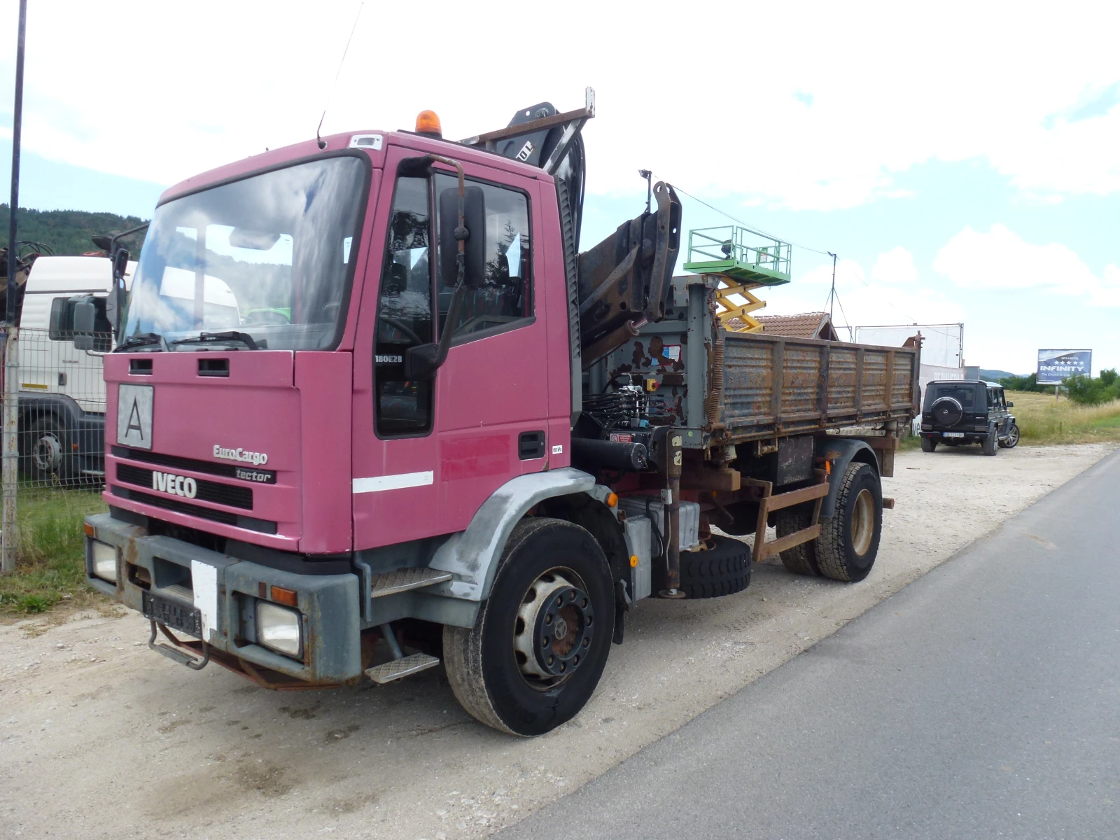 Iveco 180 САМОСВАЛ С КРАН