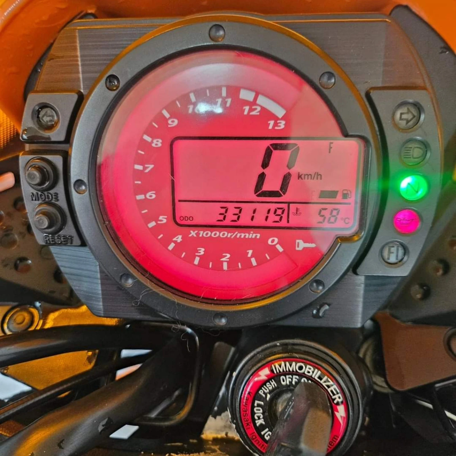 Kawasaki Z 750 - изображение 7