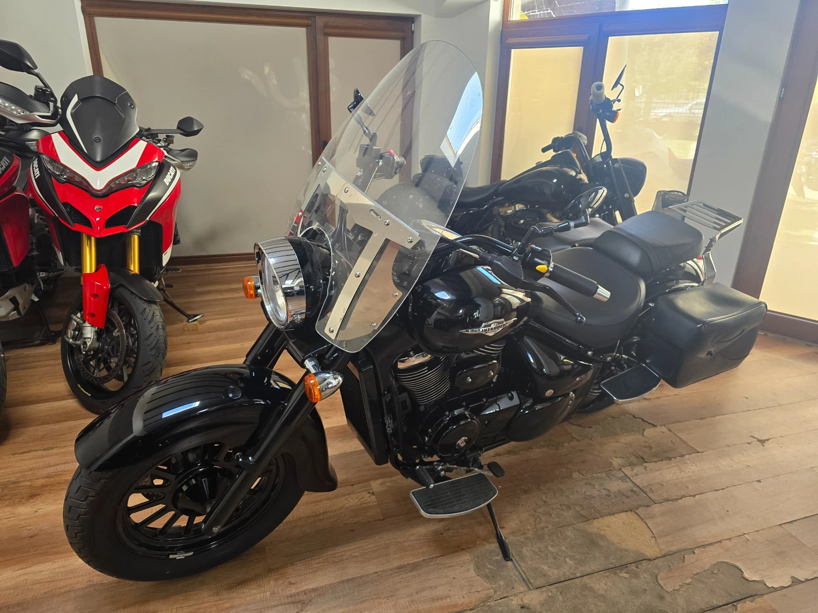 Suzuki Intruder C 800, снимка 2 - Мотоциклети и мототехника - 56418468