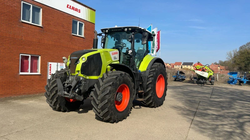 Трактор Claas Axion 850, снимка 2 - Селскостопанска техника - 49564451