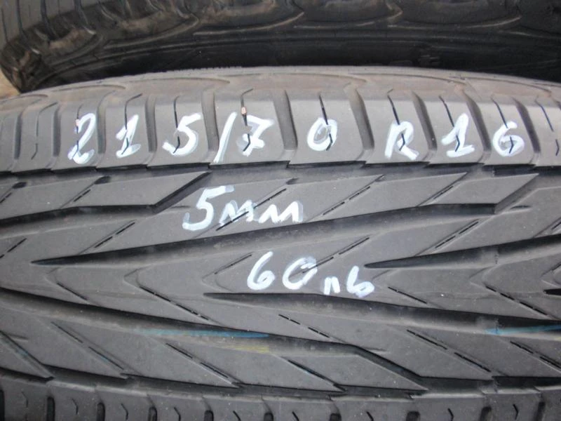 Гуми Летни 215/70R16, снимка 1 - Гуми и джанти - 7285625