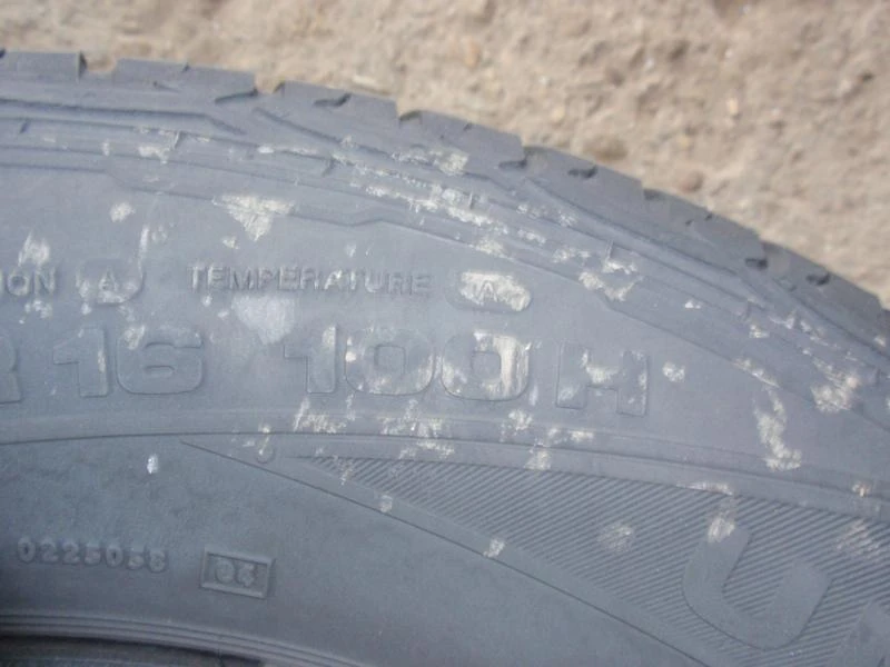 Гуми Летни 215/70R16, снимка 11 - Гуми и джанти - 7285625