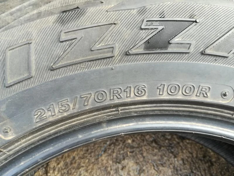 Гуми Зимни 215/70R16, снимка 5 - Гуми и джанти - 26799112