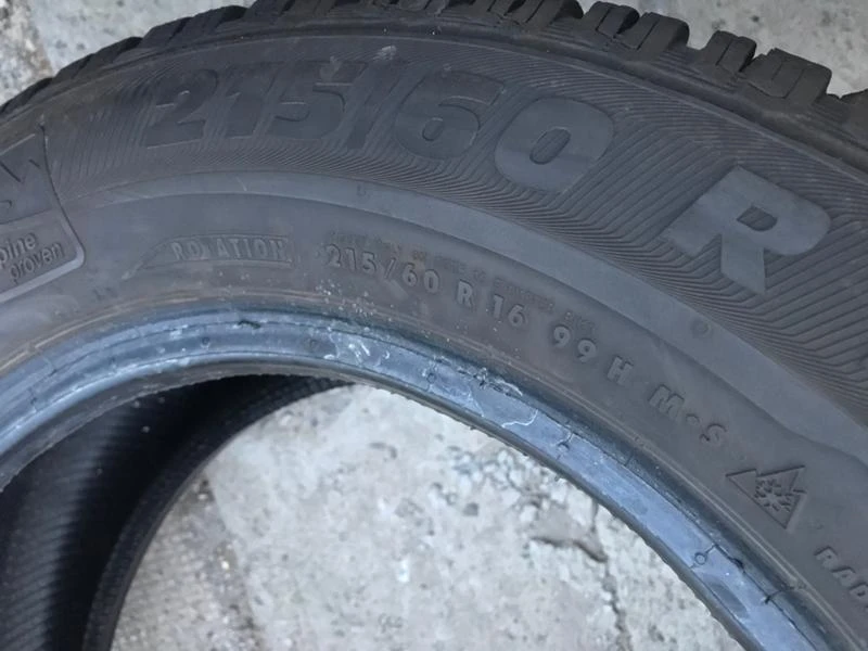 Гуми Зимни 215/60R16, снимка 8 - Гуми и джанти - 26998416