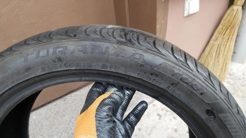 Гуми Летни 225/45R18, снимка 7 - Гуми и джанти - 27926552