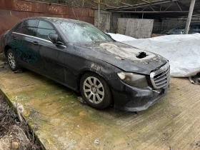 Mercedes-Benz E 220, снимка 2