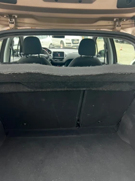 Peugeot 208, снимка 15
