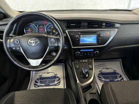 Toyota Auris 1.8 HYBRID, снимка 13