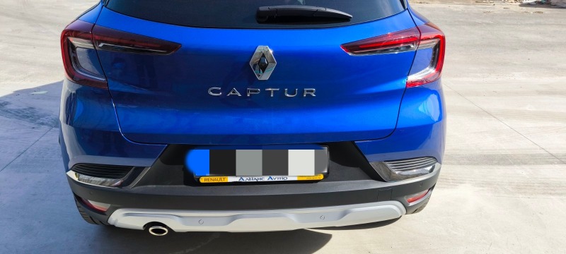 Renault Captur 1.3TCE, снимка 2 - Автомобили и джипове - 46439033